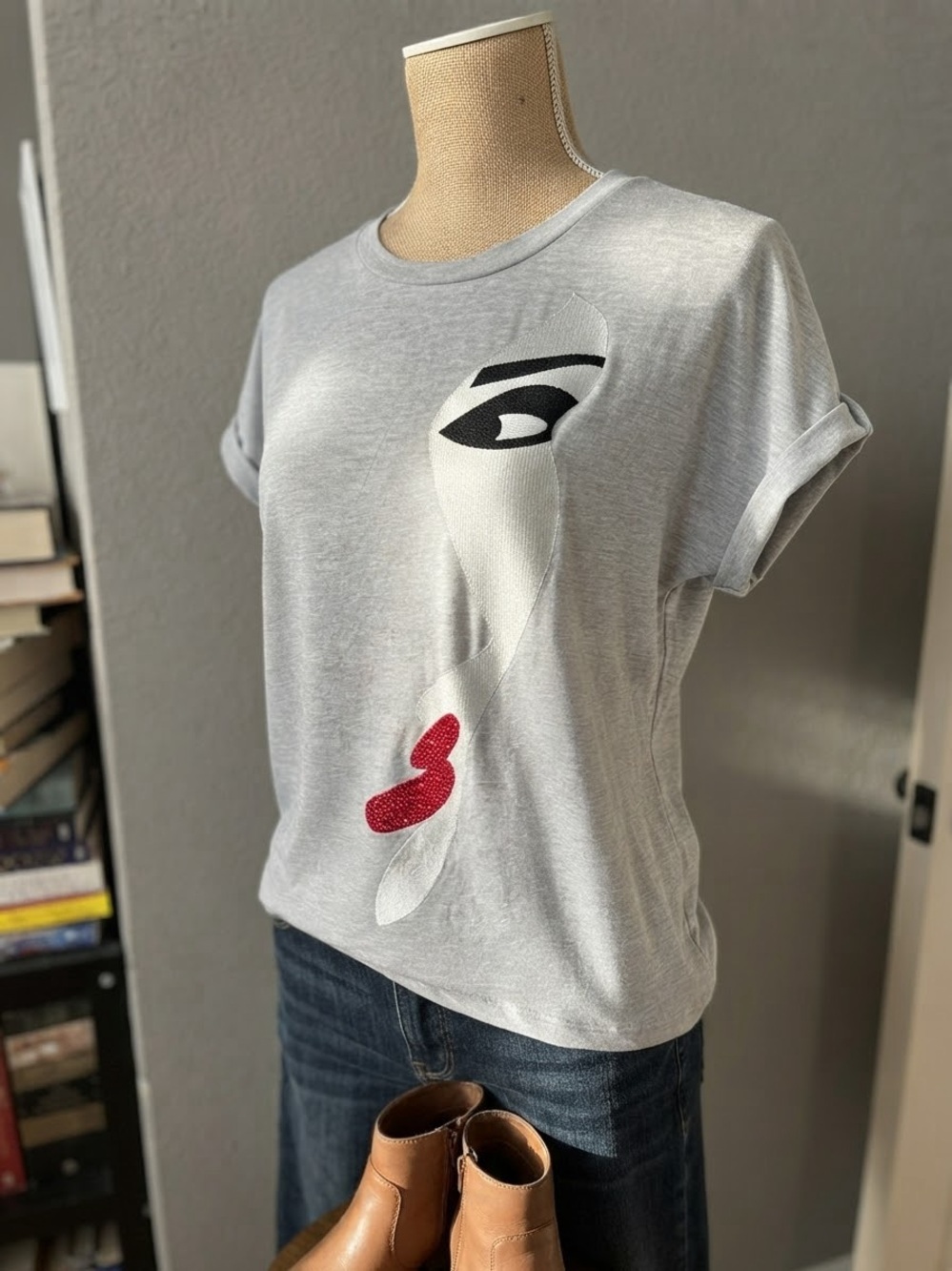 Ontwelfth Light Gray Graphic Face Tee with rhinestone Accent